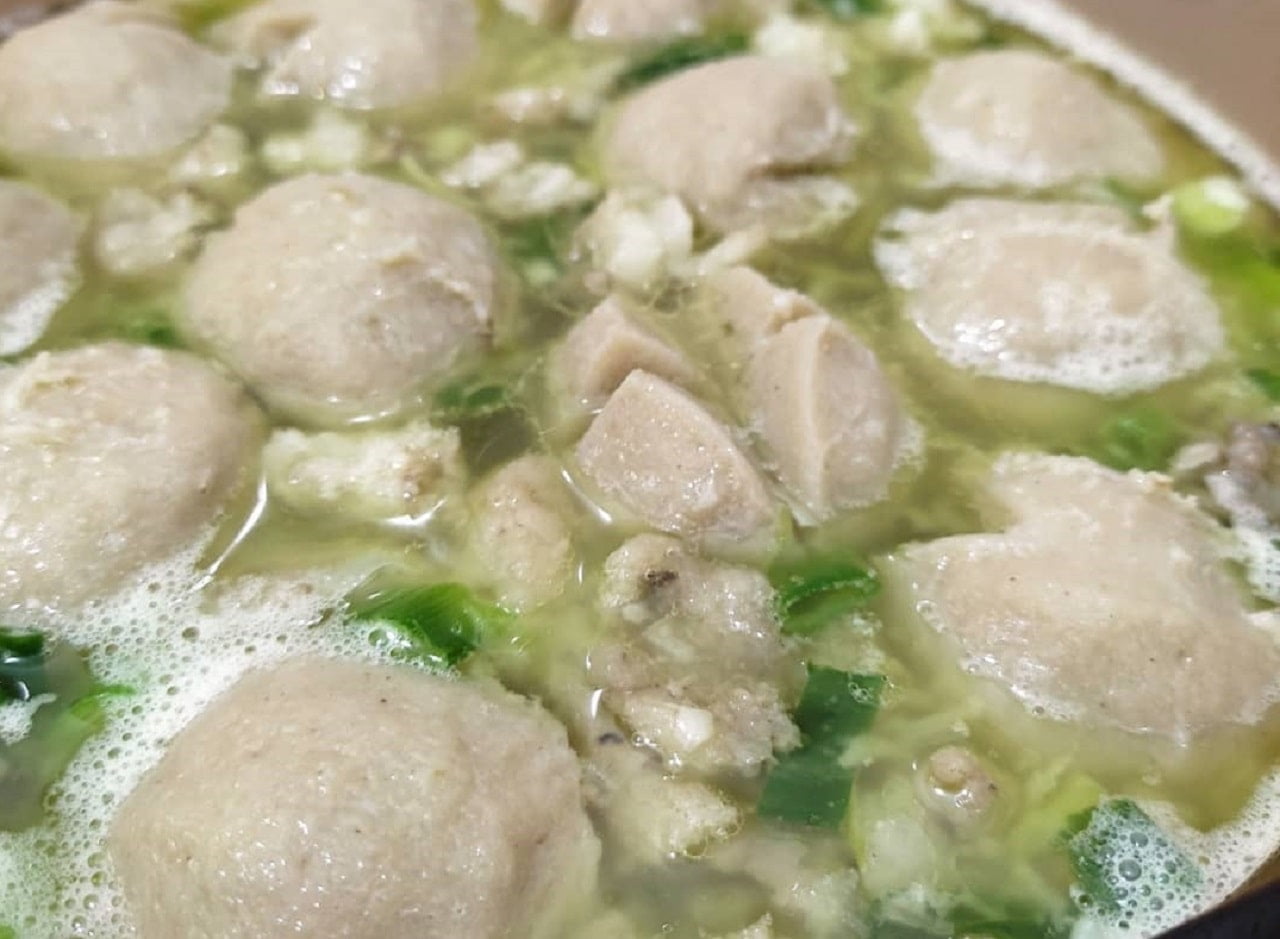 Resep Kuah Bakso Sederhana, Nikmat Banget 6 Resep Kuah Bakso Sederhana, image by IG: @irmaherdian