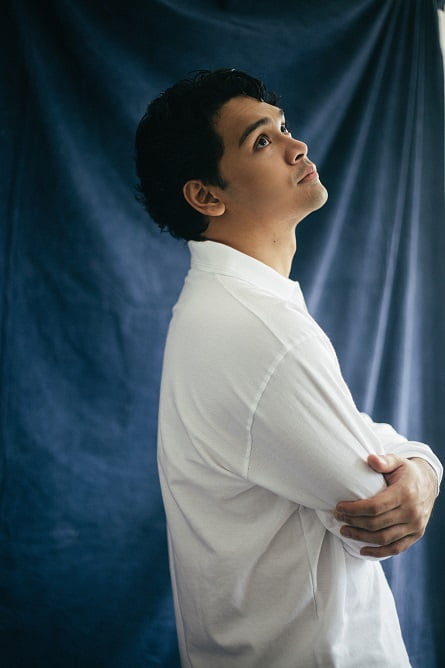 Mikha Angelo Rilis Music Video Terjanji, Original Soundtrack Cek Toko Sebelah 2 6 Mikha Angelo Rilis Music Video Terjanji, Original Soundtrack Cek Toko Sebelah 2