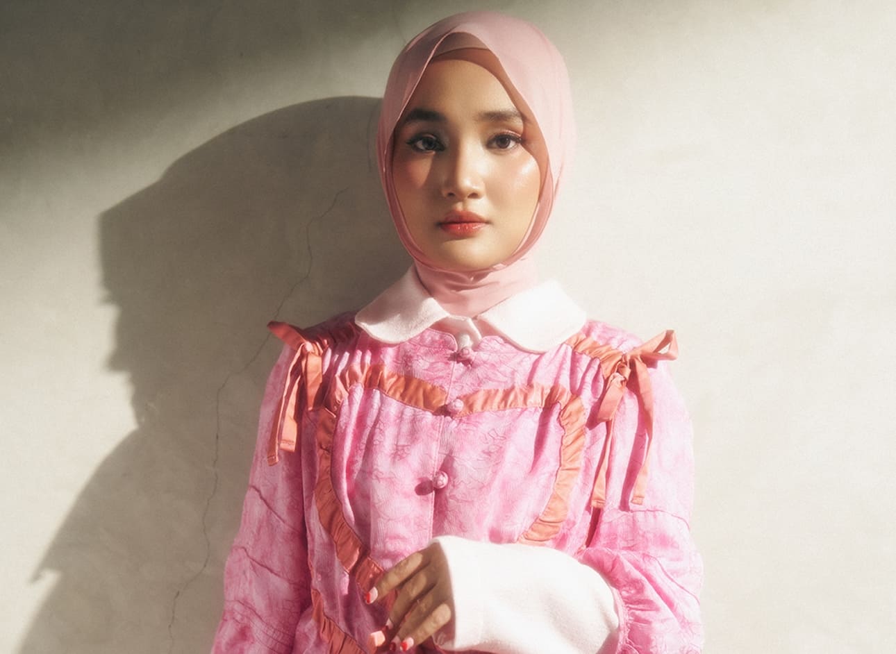 Fatin Shidqia Kembali Lewat Album “Cerita Kita”, 12 Tahun Penantian yang Akhirnya Terbayar 6 Fatin Shidqia Kembali Lewat Album “Cerita Kita”, 12 Tahun Penantian yang Akhirnya Terbayar